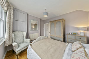 Bedroom- click for photo gallery